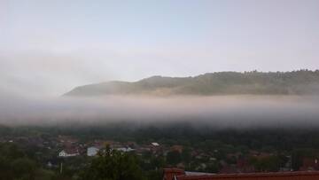 Фото номера Апартаменты с видом на горы Гостевой дом Hilltop Guesthouse г. Brădeşti 18